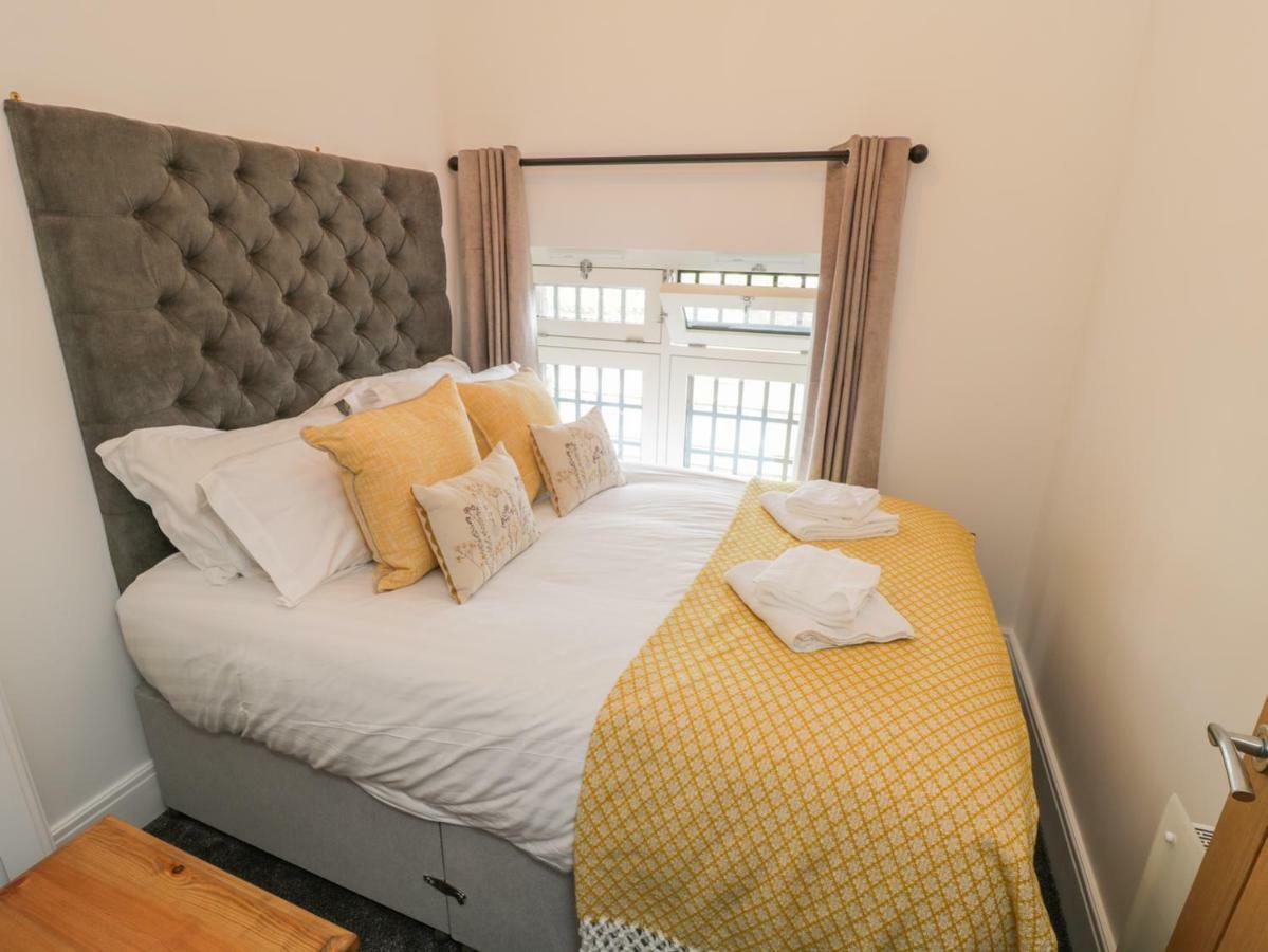 Evening Star Engine Shed Apartment Whitby Exterior photo