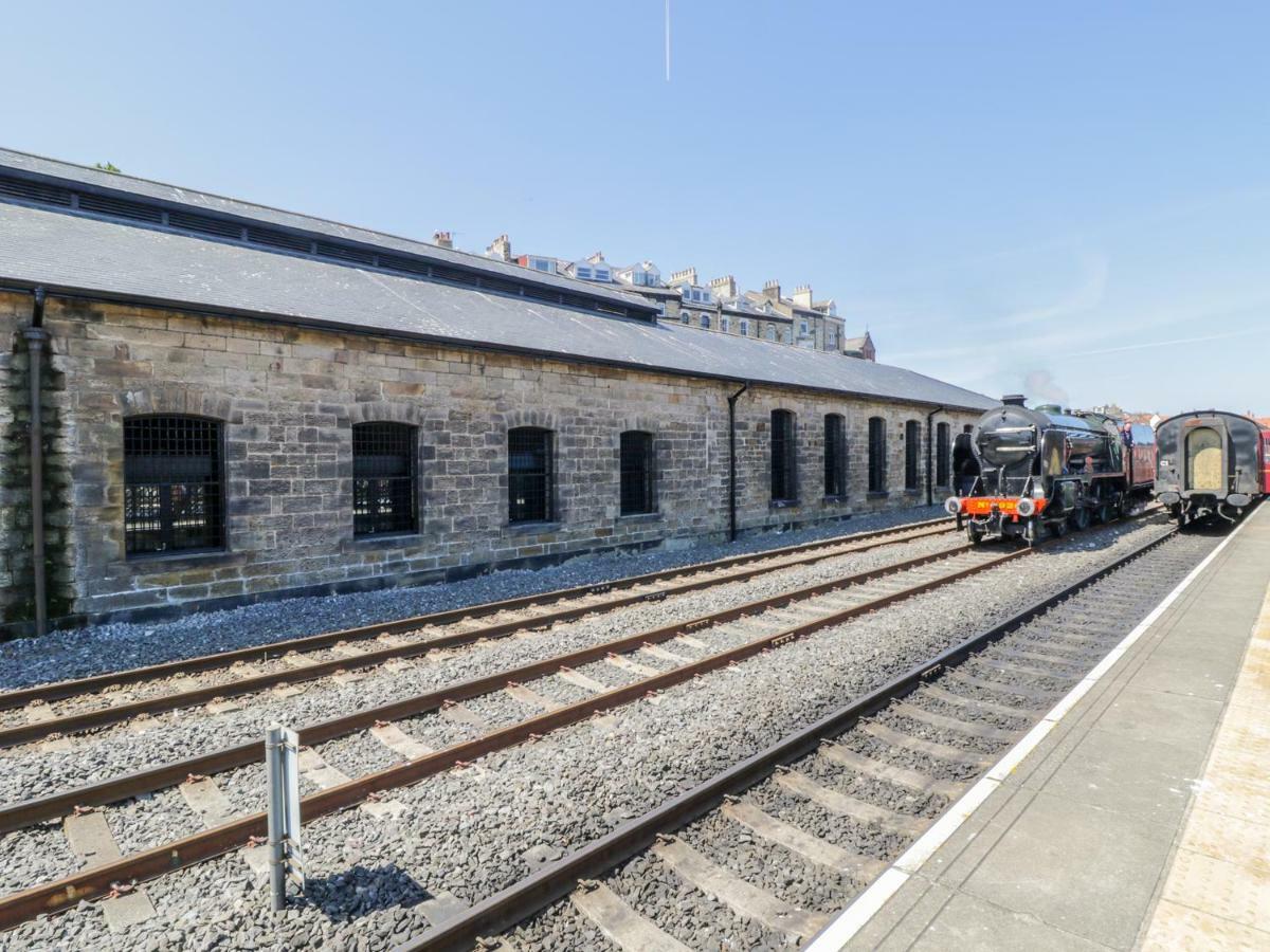 Evening Star Engine Shed Apartment Whitby Exterior photo